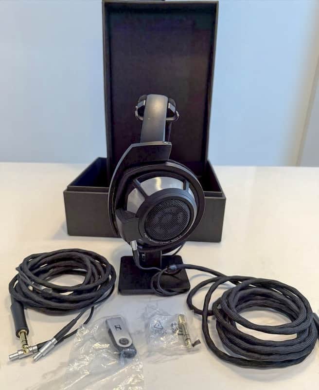 Sennheiser HD 800 S Headphones 2010s - Black image 1