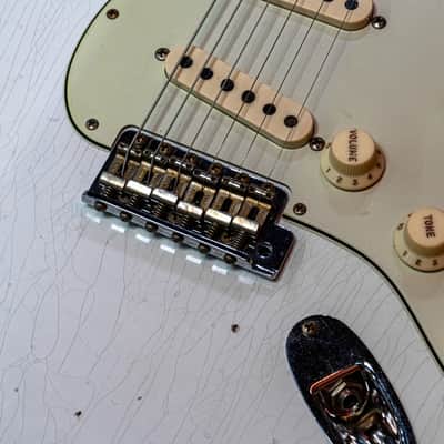 Fender CS 1964 L-Series Strat Heavy Relic 3A RW Limited 2024 - Aged Olympic White image 8