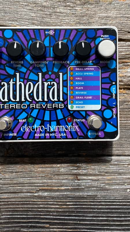 Electro-Harmonix Cathedral Stereo Reverb | Reverb Canada
