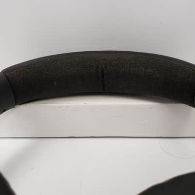 Bose QC35 Wireless Headphones image 6