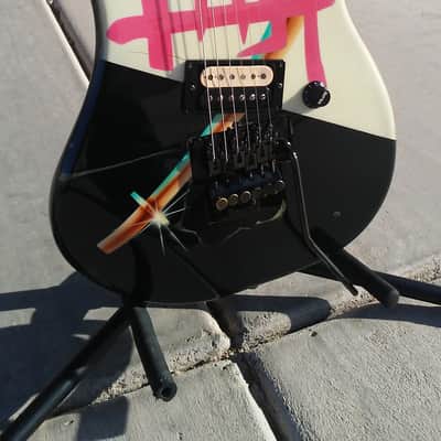 Kramer Baretta 1988 Dennis Kline Sword Graphic image 4