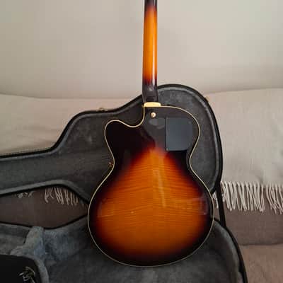 Yamaha AEX 1500 2002 - Sunburst finish maple image 3