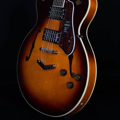 Gretsch G2622 Streamliner Center Block Double-Cut with V-Stoptail, Laurel FB, Forge Glow image 2