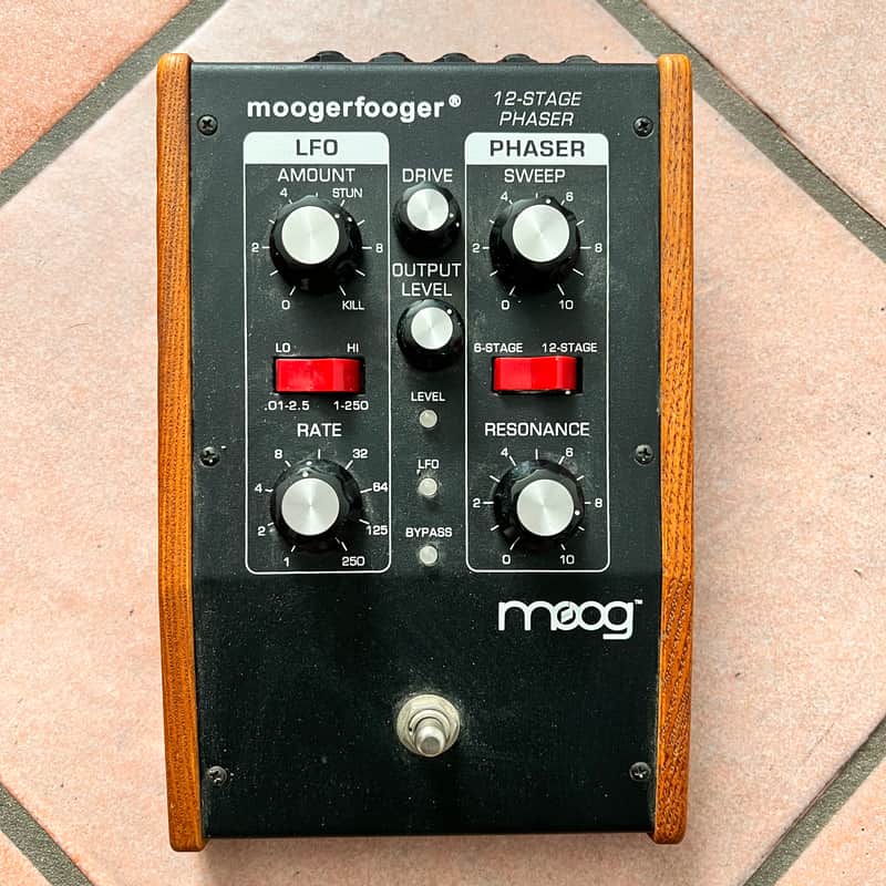 1999 – 2018 Moog MF-103 Moogerfooger 12-Stage Phaser Black