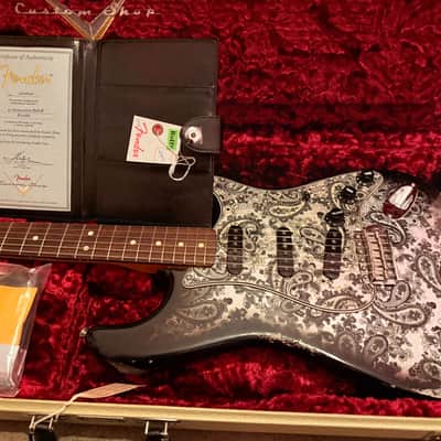 Fender Stratocaster relic 1963 - Black paisley image 7