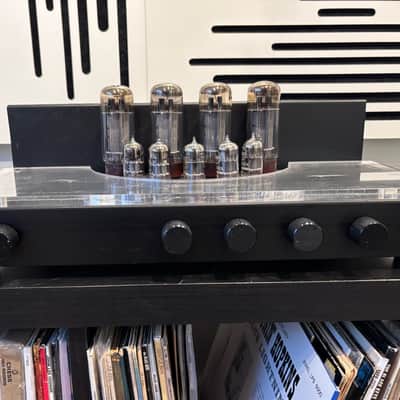 Audio Innovations Series 500 Stereo Integrated Amplifier - Working image 2