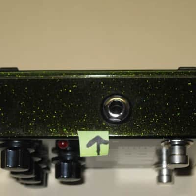 very lightly used (mostly very clean, a few imperfections) Tech 21 Boost Overdrive (metallic dark green casing) + battery & strings (NO tin, NO paperwork, NO sticker) image 8