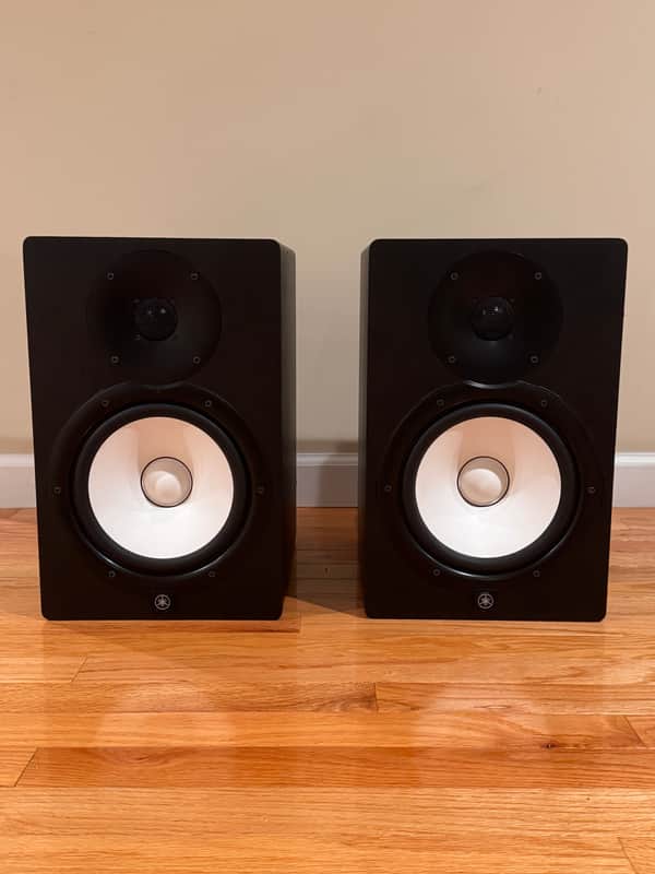 Yamaha HS8 Powered Studio Monitor (Pair) 2015 - Present - Black image 1
