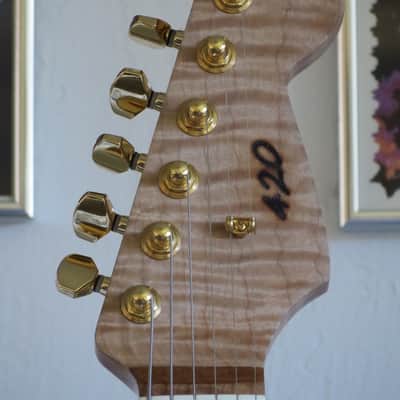 420 Guitars Strat Style  Natural Maple Burl image 4