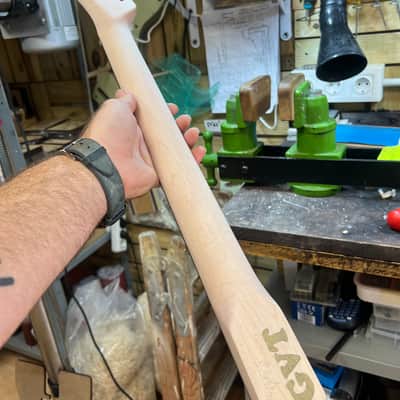 General Vintage Tone NOS Dalbergia Nigra electric guitar neck for T style ( Brazilian Rosewood ) Slab board full finished - Nitro image 4