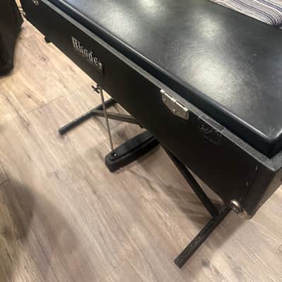 Rhodes Mark I Stage 73-Key Electric Piano 1975 - 1979 - Black Rounded Top image 4