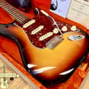 ✨2023✨ Fender American Vintage II 1961 Stratocaster USA~ 3-Color Sunburst + Case