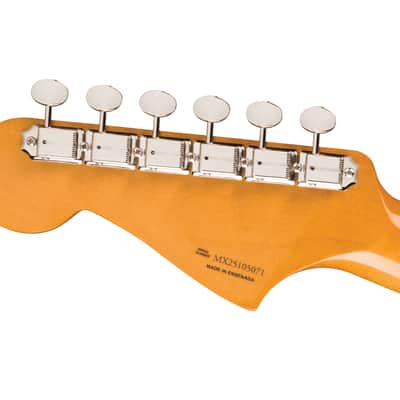 Fender Vintera III Mid-60's Jazzmaster in Candy Apple Red image 9