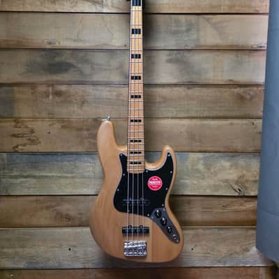 Squier Classic Vibe 70's Jazz Bass Maple Neck - Natural image 6