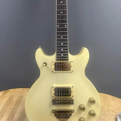 Ibanez Artist 1982 image 2