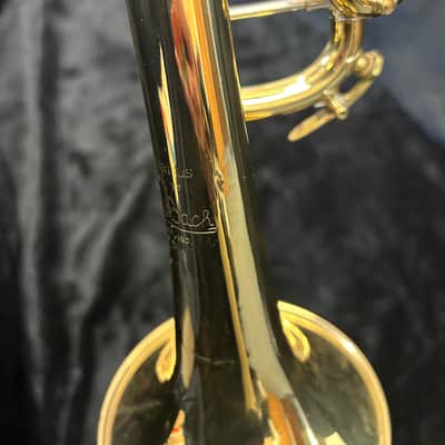 Bach Stradivarius 180L 37 - Large Bore - Lacquer Finish image 5