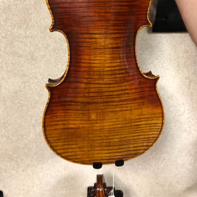 Krutz 600 Violin Antiqued Finish image 7