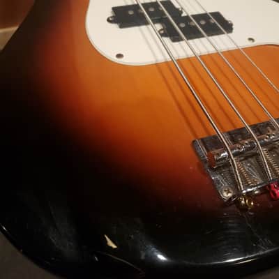 Peavey Milestone II Fretless Electric Bass image 12
