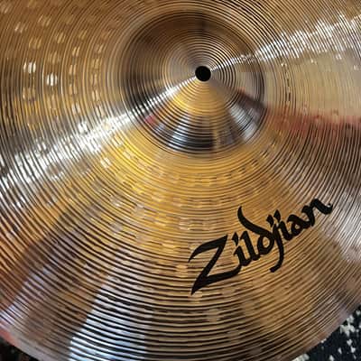 Mint Zildjian 18" I Family Crash Ride Cymbal - Traditional image 2