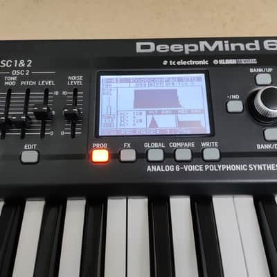 Behringer DeepMind 6 with original Bag / Synthonia Libraries - Deep mind image 7