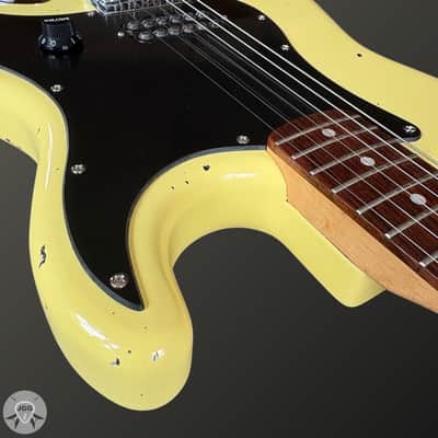 Squier Tom DeLonge Stratocaster Butter Cream Road Worn – Very Good Condition image 8