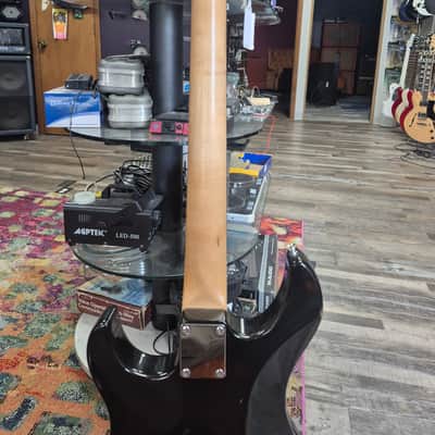 Yamaha Eg112c2 image 6