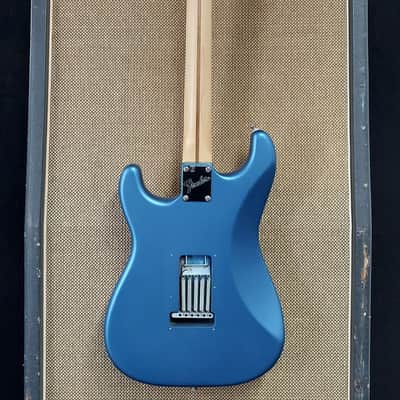 2019 Fender American Performer Stratocaster Rare Blue Finish Tweed Case (24) image 3