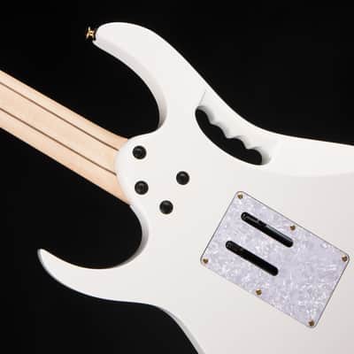 Ibanez JEM7VP Steve Vai Signature - White image 12