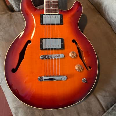 2002 Hamer USA Newport Pro — Jazzburst — 6 lbs 11 oz image 1