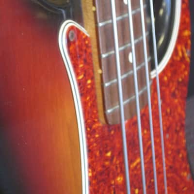 Fender Precision Bass 1982 image 10
