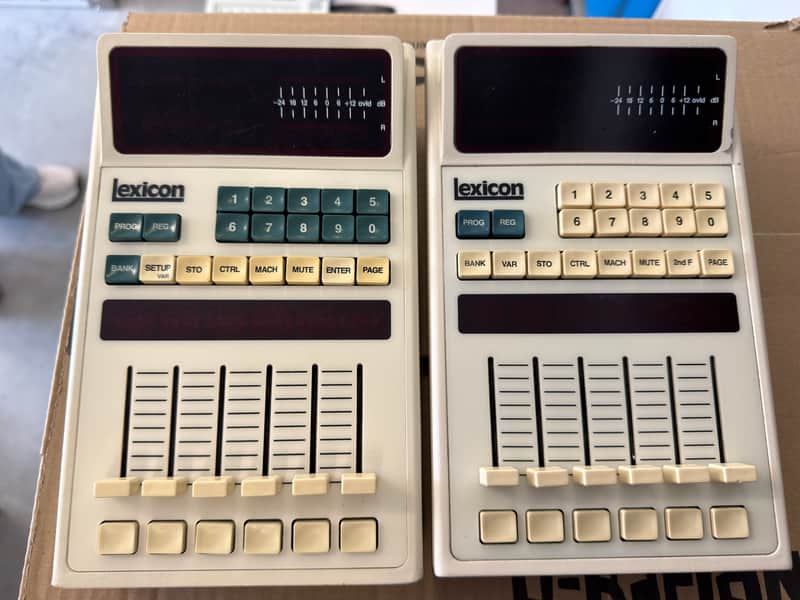 Lexicon 960L Digital Effects System with LARC 2 2000s - Black with White Remote image 1