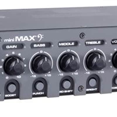 Peavey MiniMAX Bass Guitar Amplifier Head 600 Wat image 5