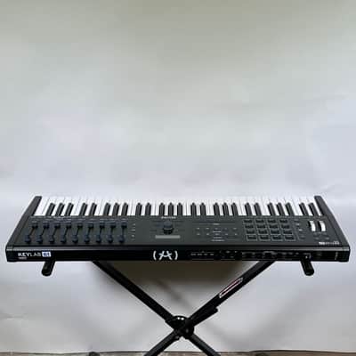 Arturia Keylab 61 MkII MIDI Controller Keyboard image 8
