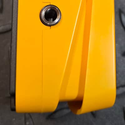 Behringer UC200 Ultra Chorus Pedal image 6