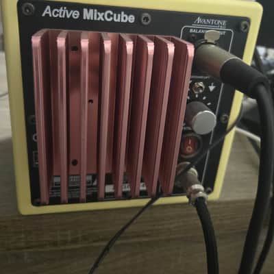 Avantone Pro Active MixCubes (Single) 2011 - Present - Buttercream image 3