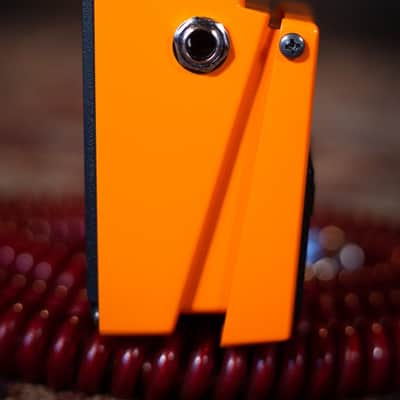 Boss DS-1 Distortion Guitar Effects Pedal image 4