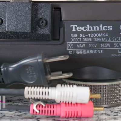 Technics SL-1200MK4 Black direct drive turntable in Very Good Condition image 21