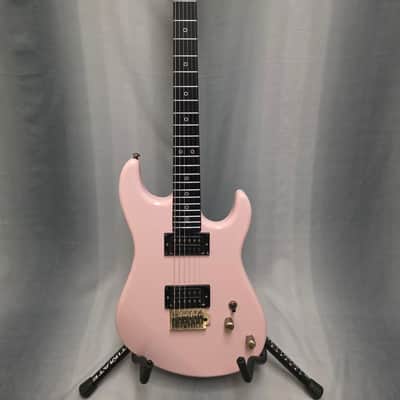 Dhatarattha Strat Style - Blush Pink image 1