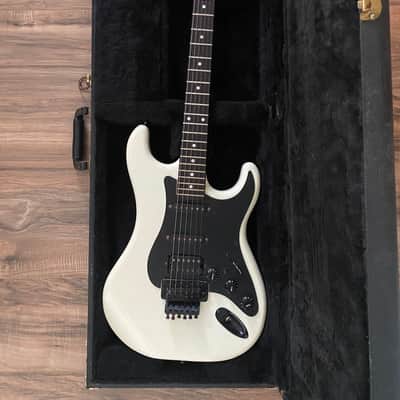 Kramer Pacer Deluxe USA Vintage 1986-87 White image 2