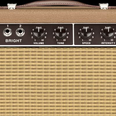 Fender American Vintage '62 Deluxe Amp 6G3 Brownface 20W image 3