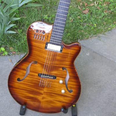 Godin Multiac Jazz SA Lighburst with OHSC, strap image 2