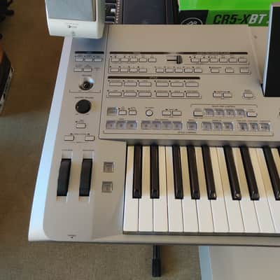 Yamaha Tyros 5 Bundle image 2