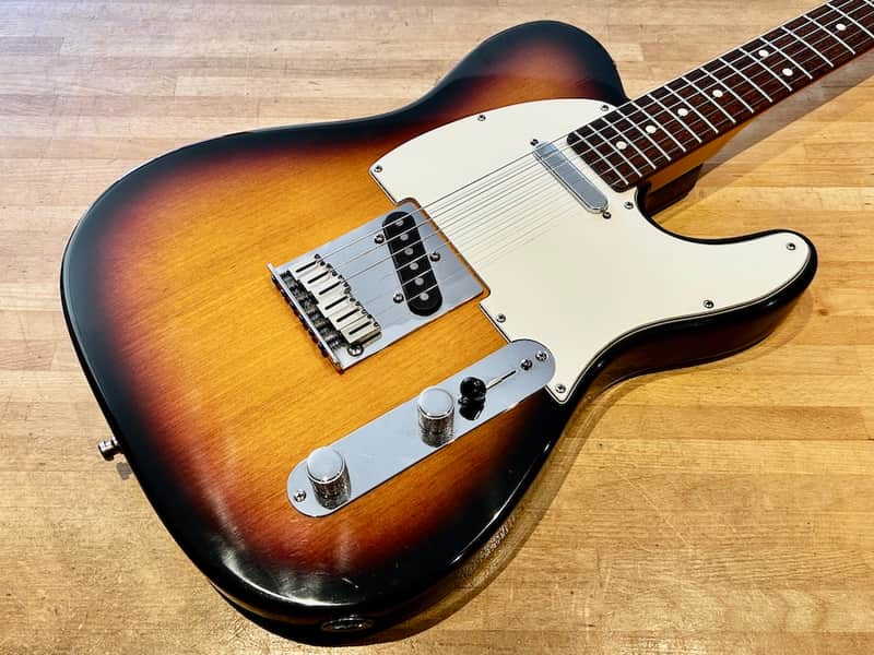 Fender American Standard Telecaster 1998 - 3-Color Sunburst + Case