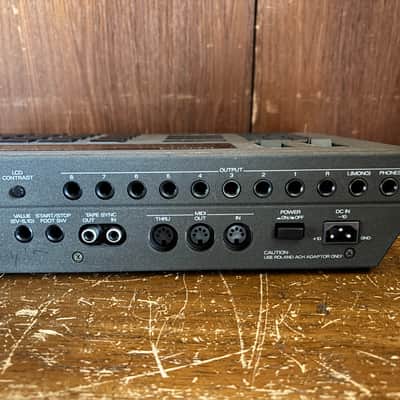 Roland R-8 Human Rhythm Composer Drum Machine NEW INTERNAL BATTERY w/ power supply image 7