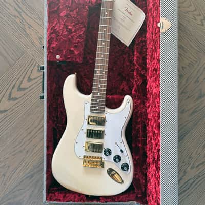 Fender Limited Edition Mahogany Blacktop Stratocaster HHH 2019 - Olympic White image 1