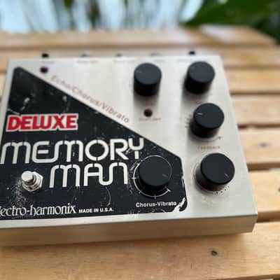 Electro-Harmonix Deluxe Memory Man 1990s - Silver image 1