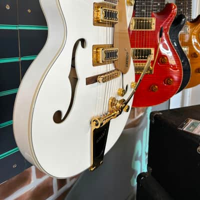 Gretsch G5422TG Electromatic DC Snowcrest White 2022 Semi-Hollow Guitar image 3