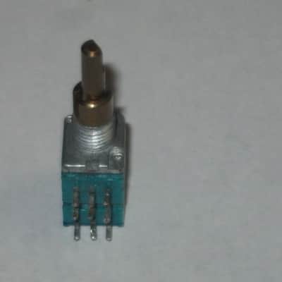 used (is fine & works) Boss MIDDLE / MID FREQ potentiometer [ upper part : 50 30C 04 5F / lower part: 10 4w 04 5F ] + nut and two piece knob (controls) taken off of MT-2 Metal Zone (pedal NOT included) 2000s / 2010 (teal rectangle shape, stacked) image 22