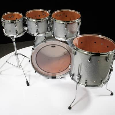 Yamaha Absolute Hybrid Maple 5pc 8/10/12/16/22 Silver Sparkle image 3