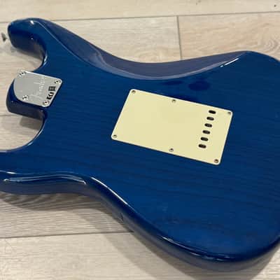 Loaded Fender Deluxe Player Sapphire Blue Transparent Stratocaster ASH Body image 18